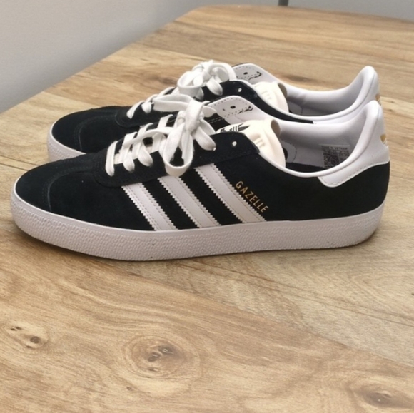 Black & White Adidas Gazelles ADV - Picture 3 of 5